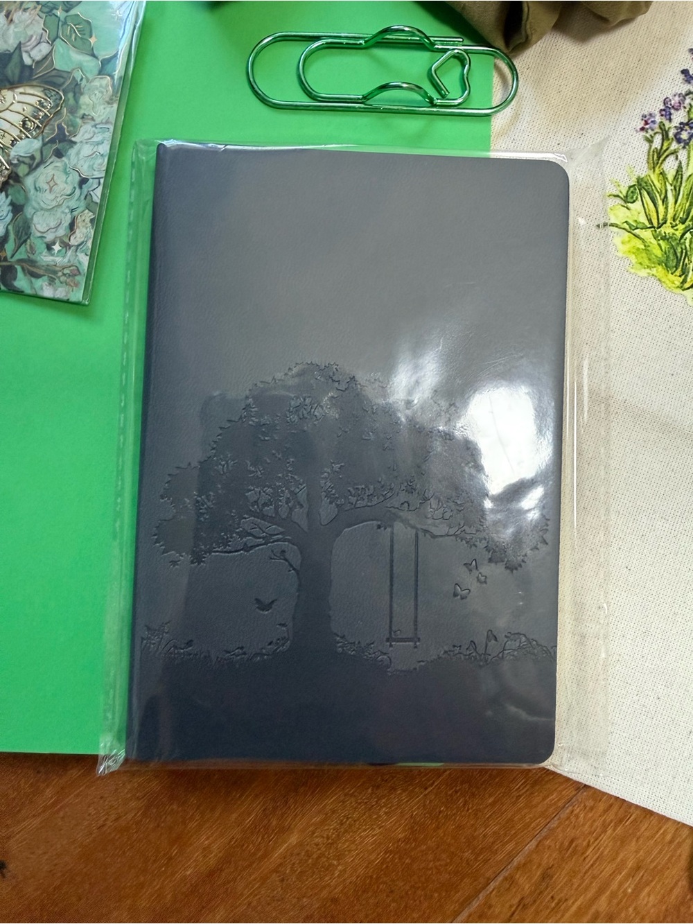Green and Brown Bookish Bundle with Canvas Tote, Wallet, &  stationery supplies - Picture 4 of 8